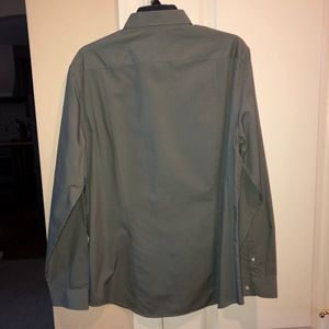 H&M Men’s Long Sleeve Shirt Size Large